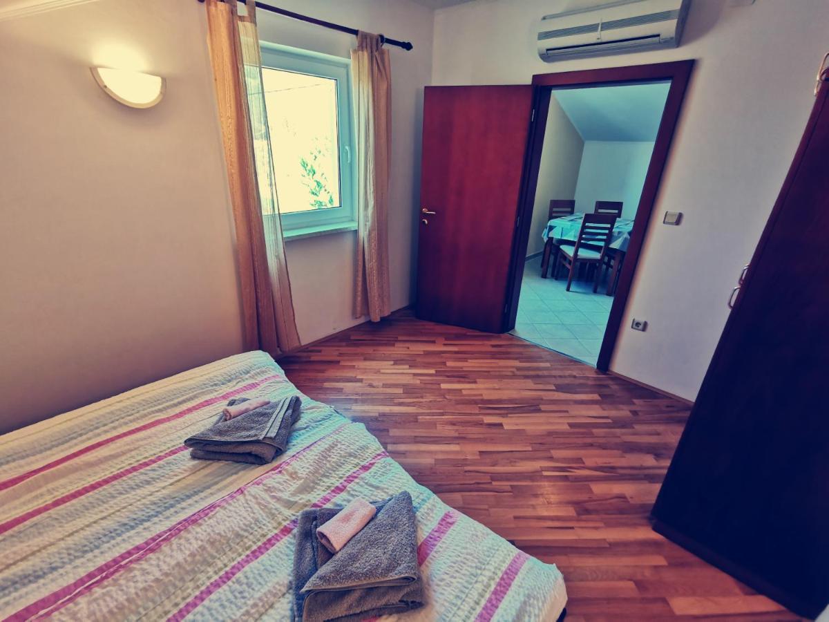 Haus Maro Apartamento Supetarska Draga Exterior foto