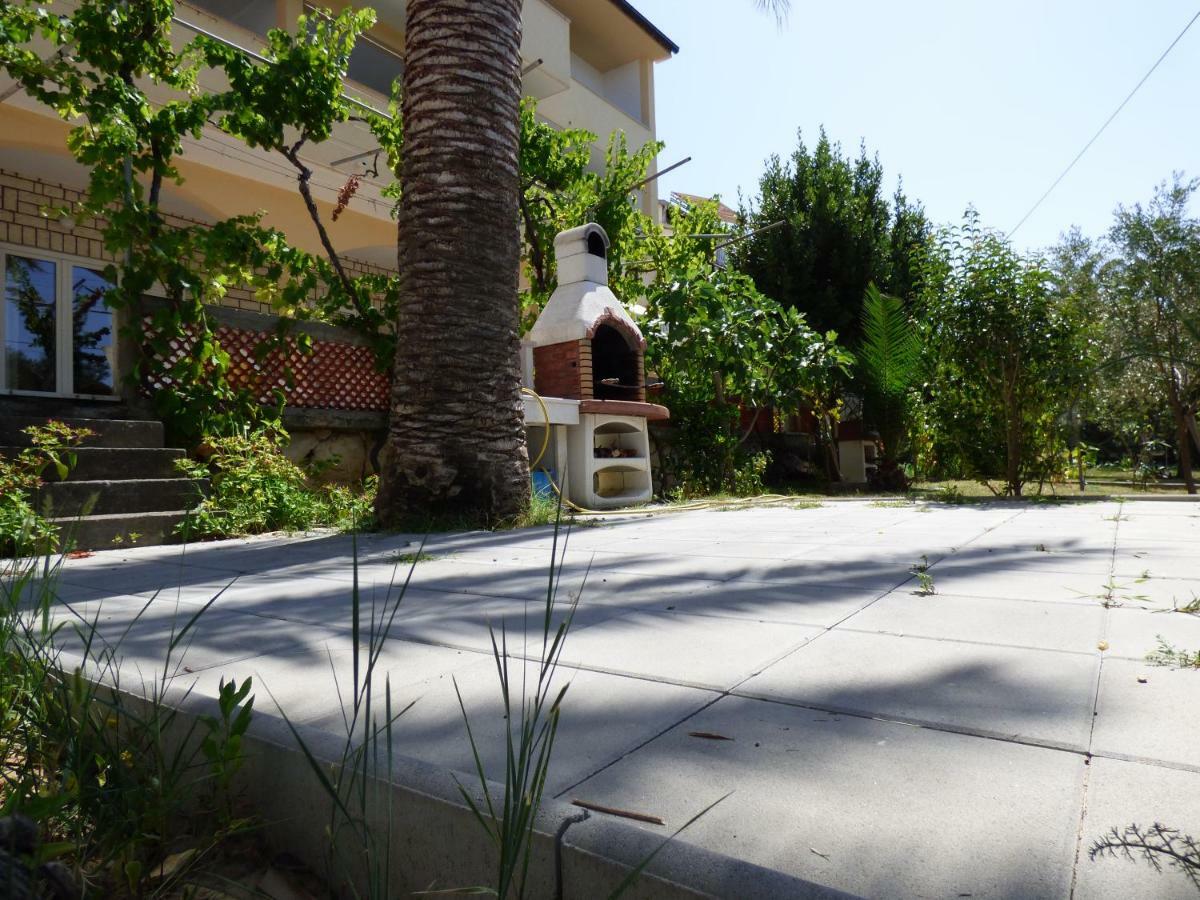 Haus Maro Apartamento Supetarska Draga Exterior foto